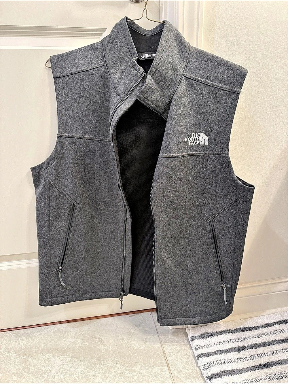 The North Face Apex Bionic Vest Men's Gray & Black Size Medium